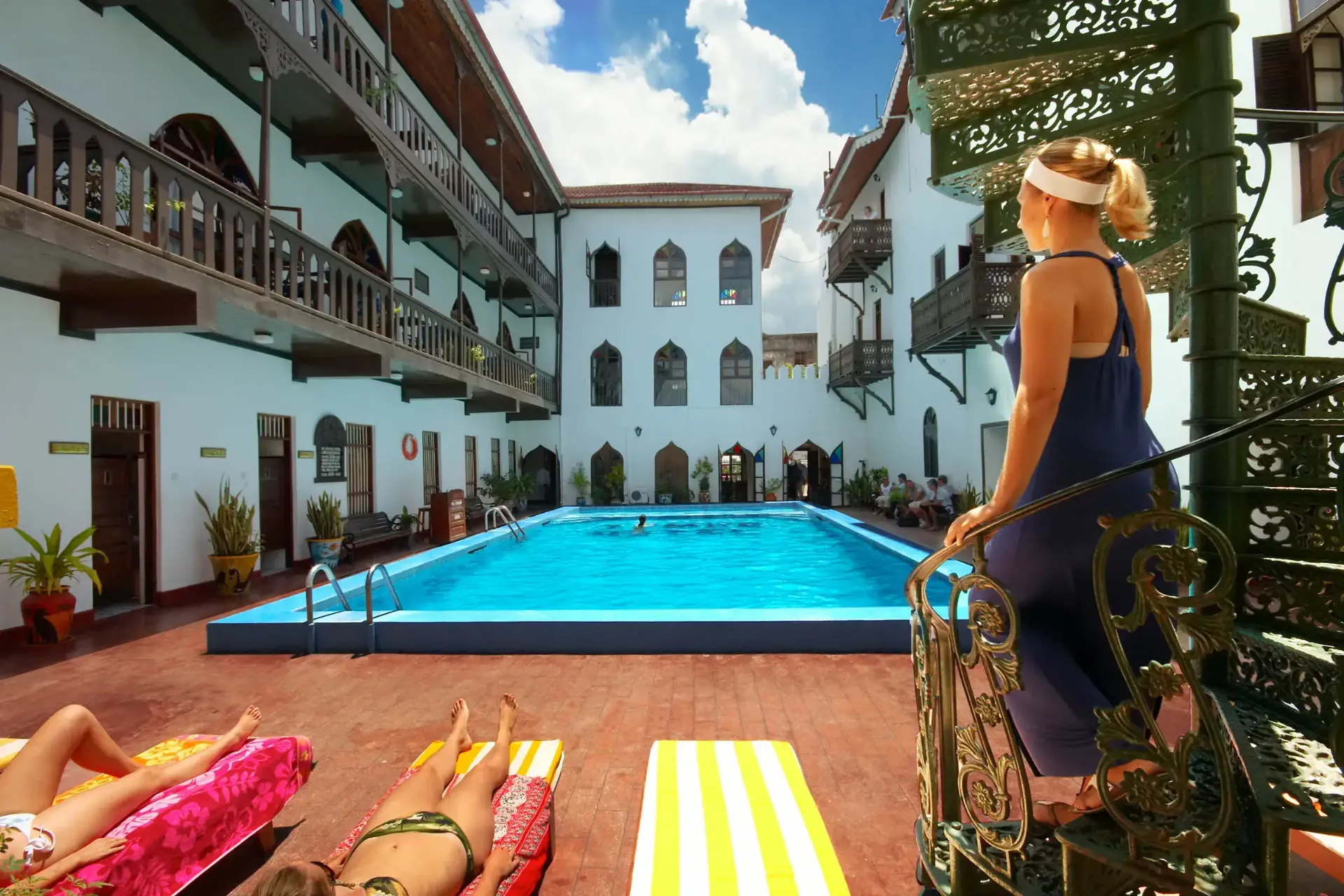 Tembo House Hotel – 4